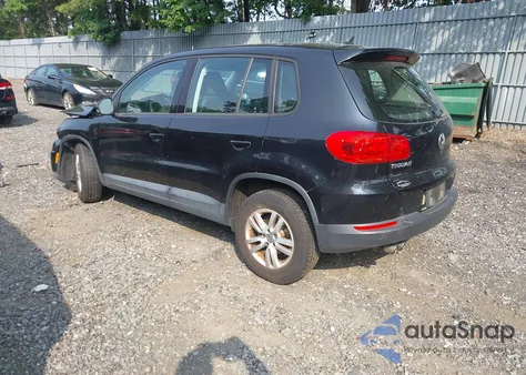 2013 Volkswagen Tiguan S из США, поврежденный, VIN WVGAV3AXXDW068176